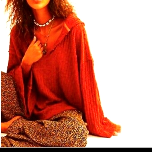 SOLD. Free People Slouchy Baja Babe Hacci Red Hooded Cardigan. As New. No Tag - Picture 3 of 16